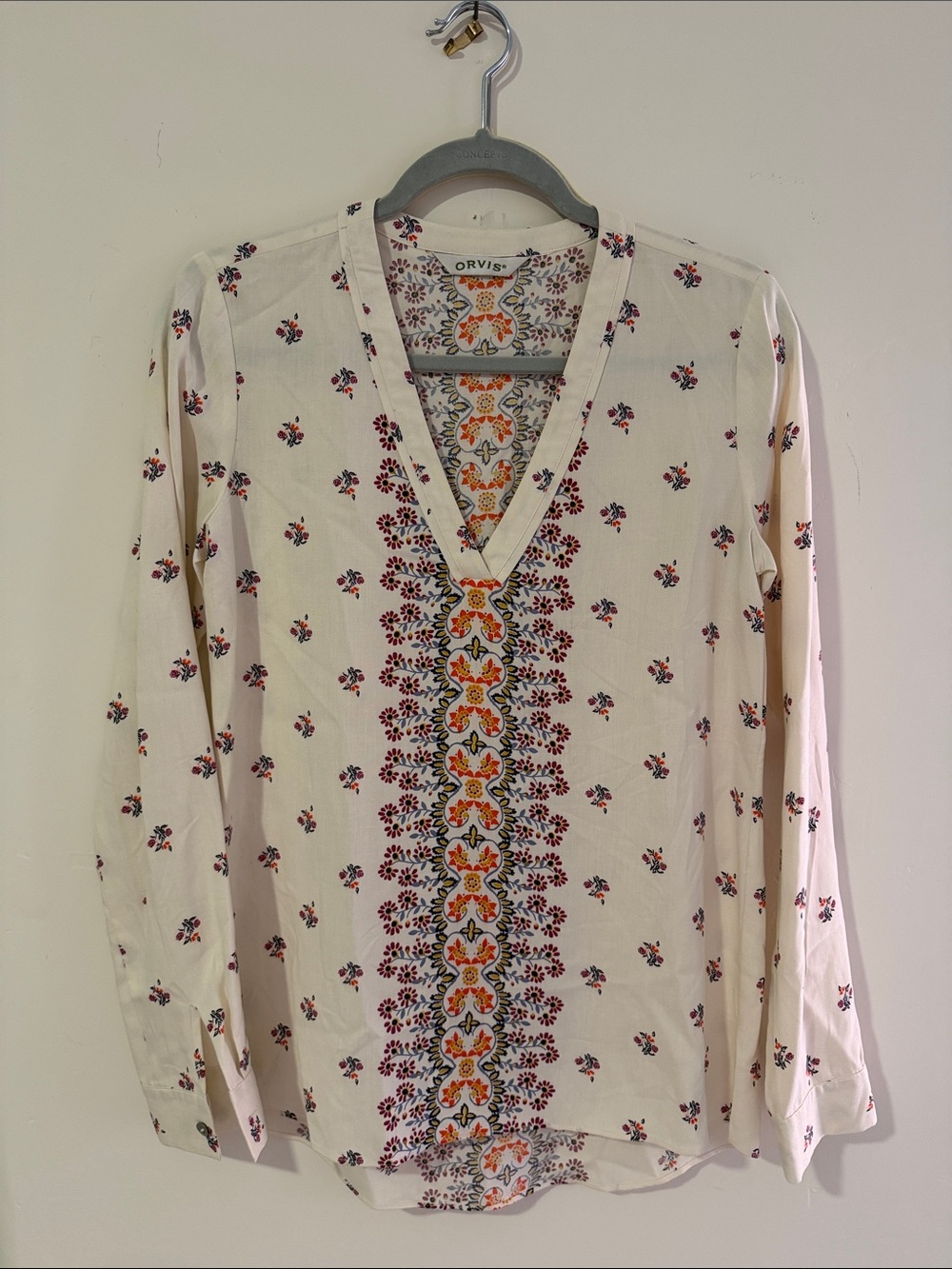 Silk Orvis Cream Long-Sleeve V-Neck Tunic with Floral Medallion